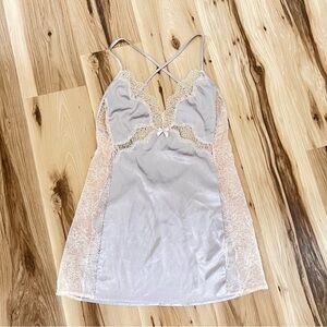 Y2K Victoria’s Secret Delicate Lace Trim Chemise Camisole